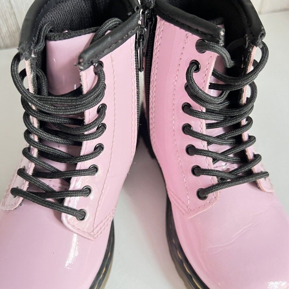 Girl's Grade School 1460 “Pale Pink” Patent Combat Boots Size 8 - Picture 10 of 16